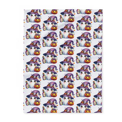 Decorative and Warm Halloween Cute Arctic Fleece Blanket featuring whimsical ghost and pumpkin designs, ideal for creating a cozy atmosphere.