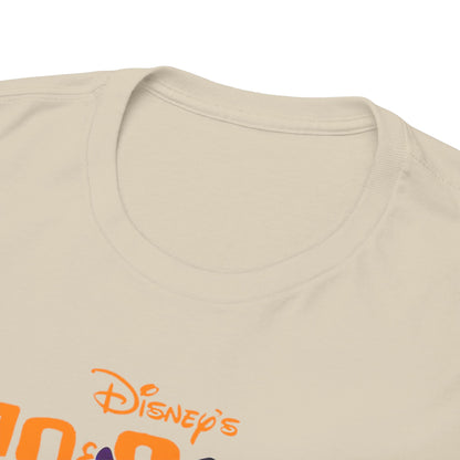 Elegant close-up of the neckline of the Lilo & Stitch graphic t-shirt, showcasing its premium quality fabric and stylish design, perfect for Disney enthusiasts.