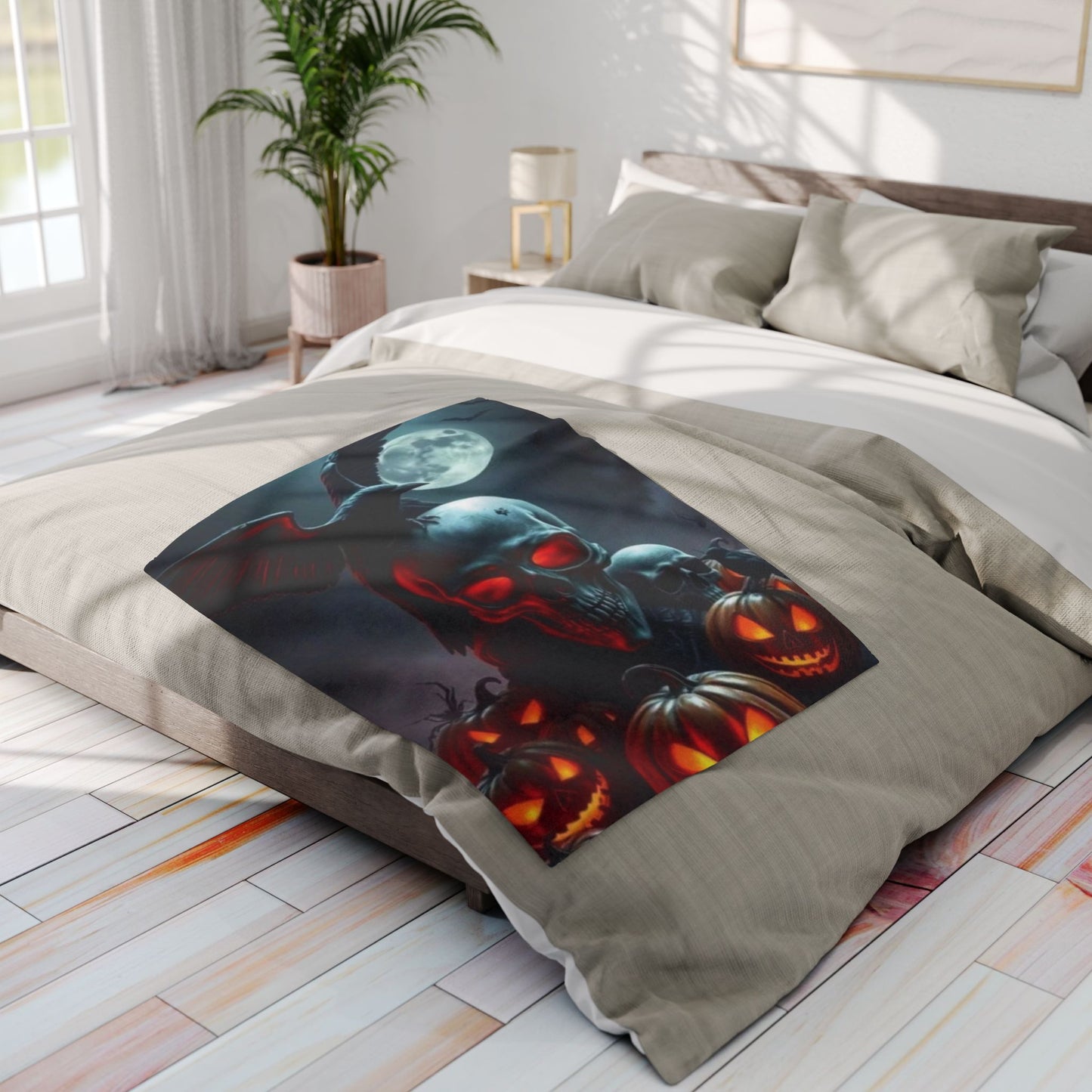 Decorative and Warm Halloween Spooky Arctic Fleece Blanket 3 Sizes