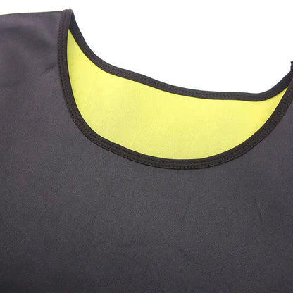 Close-up of the neck design of a men's body shaper t-shirt, featuring a stylish contrast lining, perfect for a modern touch.