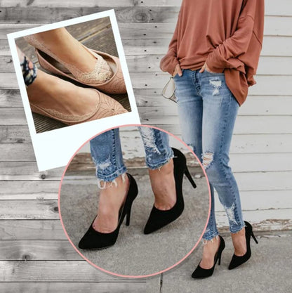 Close-up of exquisite lace detailing on Dazzling Dreams Studio's elegant non-slip socks, emphasizing luxury and sophistication.