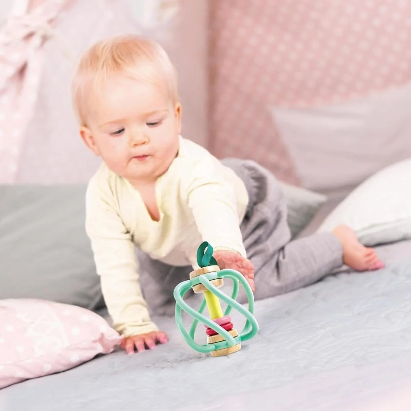 Hape Apple Grab Toy