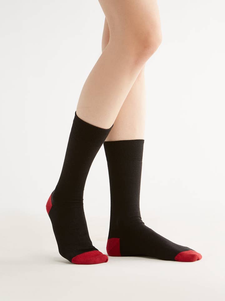 Stylish arrangement of luxury organic cotton socks featuring a comfortable cuff, ideal for everyday use.