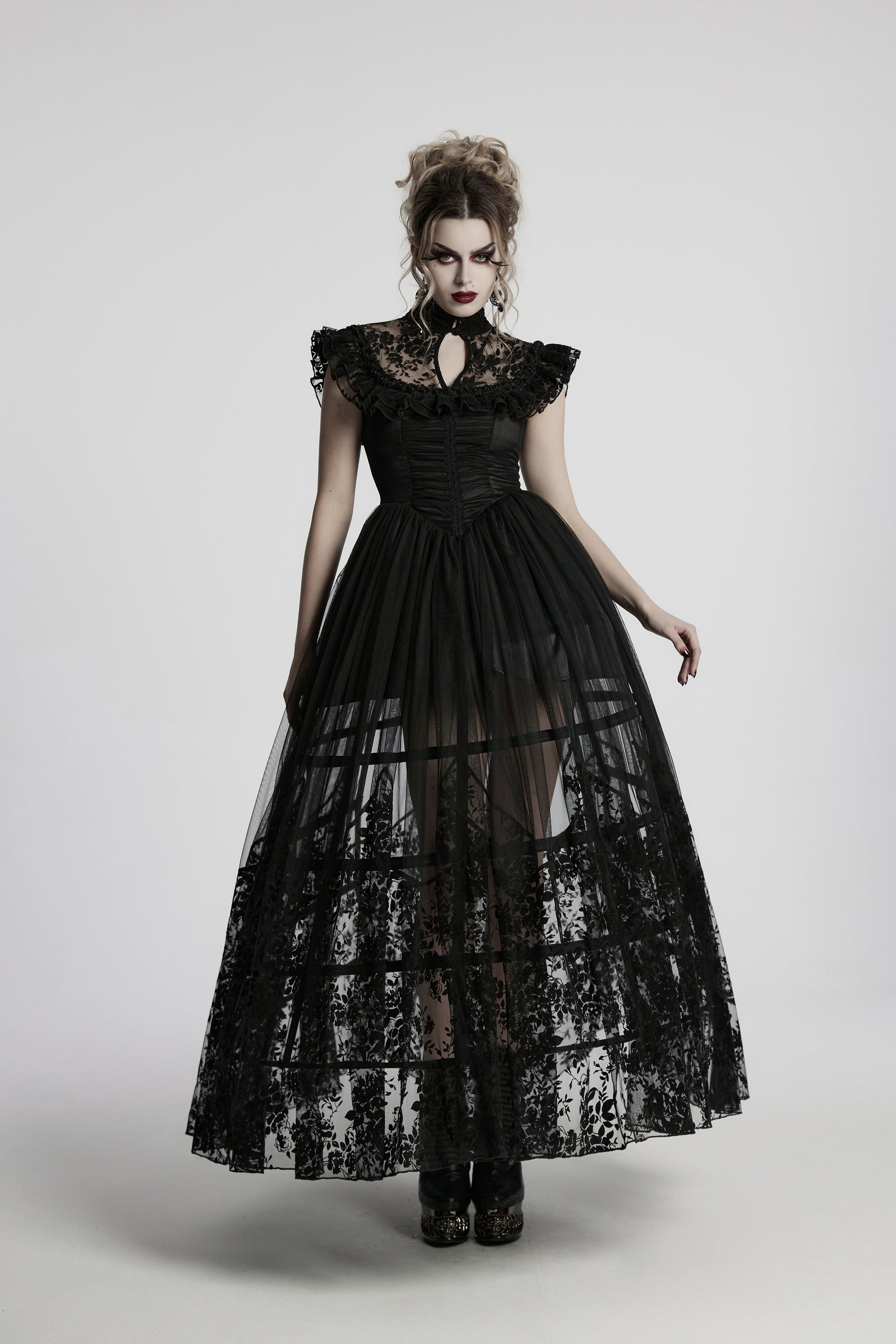 Victorian-inspired stand-up layered collar with keyhole detail on the Punk Rave Seraphina Goth Flying Sleeve Dress.