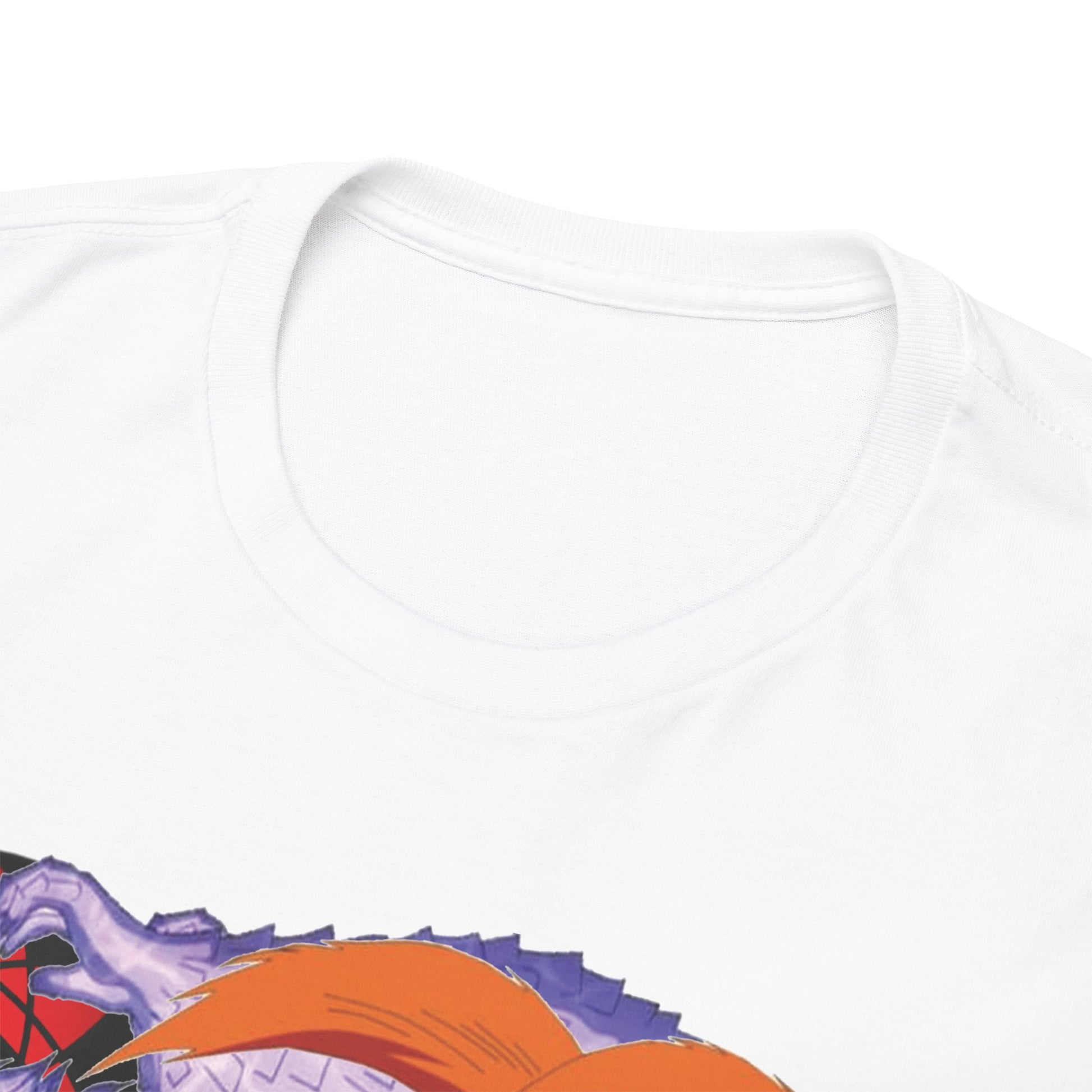 Close-up of a premium white T-shirt collar, adorned with vibrant anime graphics of Sasuke and Naruto, highlighting exquisite printing quality and comfortable fabric.