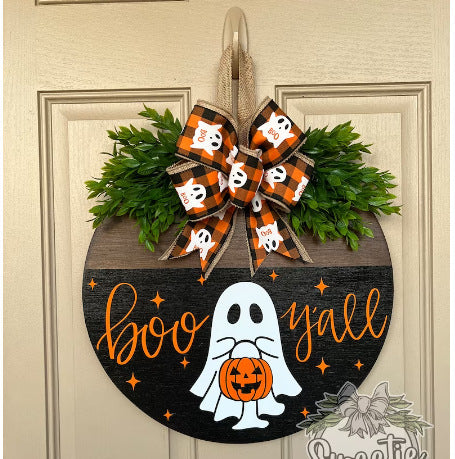 Elegant Halloween White Ghost BOO Doorplate Decoration Pendant adorned with playful ghost motifs and vibrant orange decor, perfect for welcoming trick-or-treaters this spooky season.