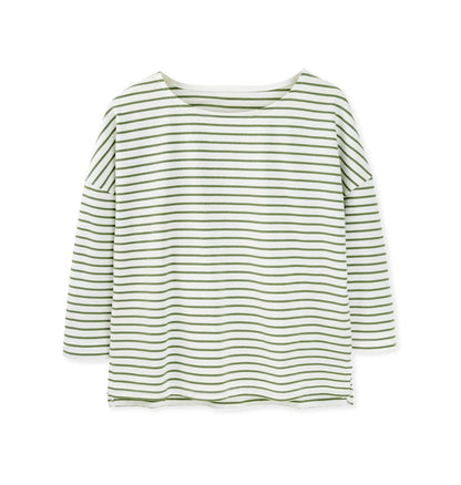 Stylish women’s top featuring a boat neck and 3/4 sleeves, designed with eco-friendly organic cotton.