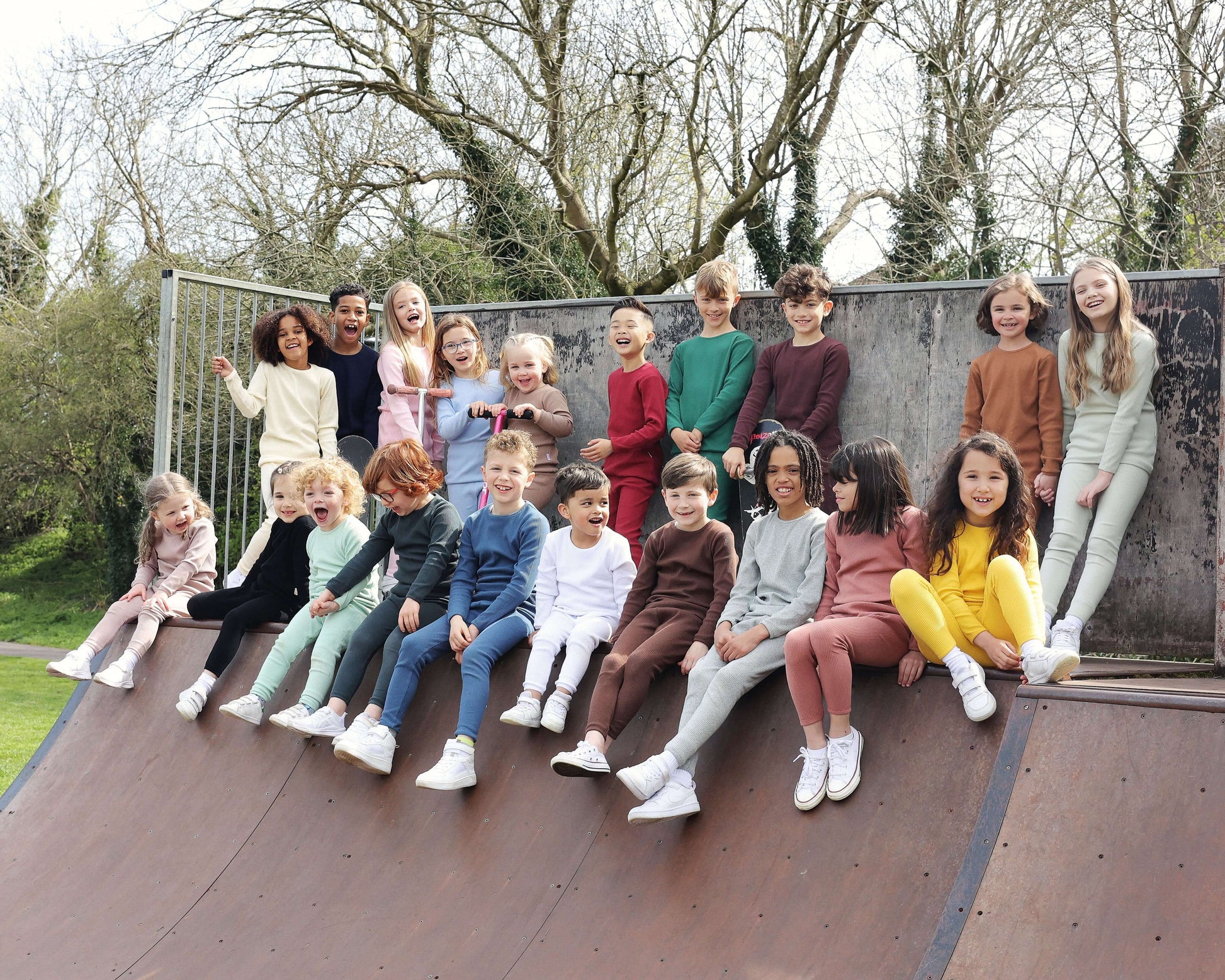 Unisex luxury Christmas pyjamas by DreamBuy, perfect for family gatherings, in a vibrant claret red with an elastic waistband for added comfort.