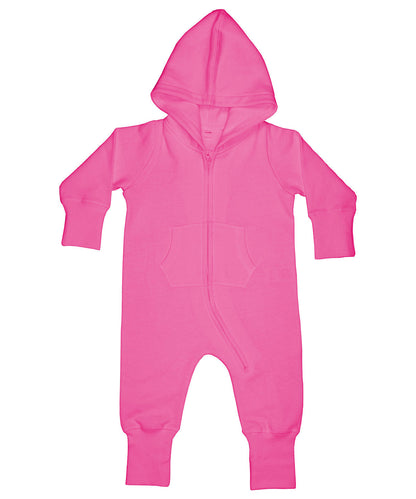 Beautifully crafted baby all-in-one suit in organic cotton, highlighting a seam-free back for optimal decoration choices.