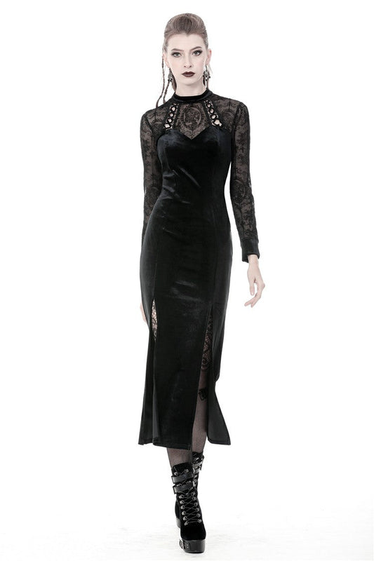 Close-up of the luxurious velvet fabric of the Dark In Love Lilja dress with exquisite lace sleeves and lace-up design.
