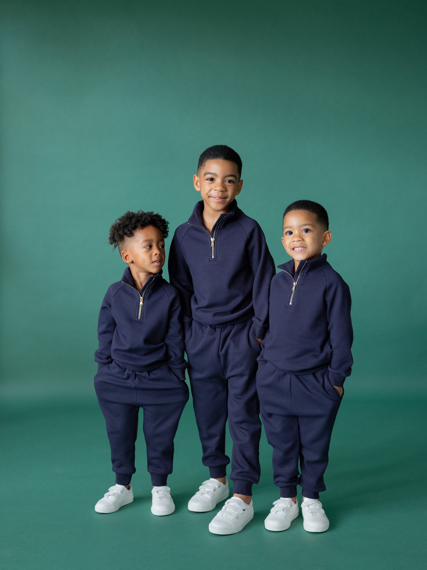 Luxury Stylish Ribbed Cotton Fleece Tracksuit for Kids by DreamBuy, featuring a comfortable double-layered collar and 1/4 zipper, designed for ages 1-10.
