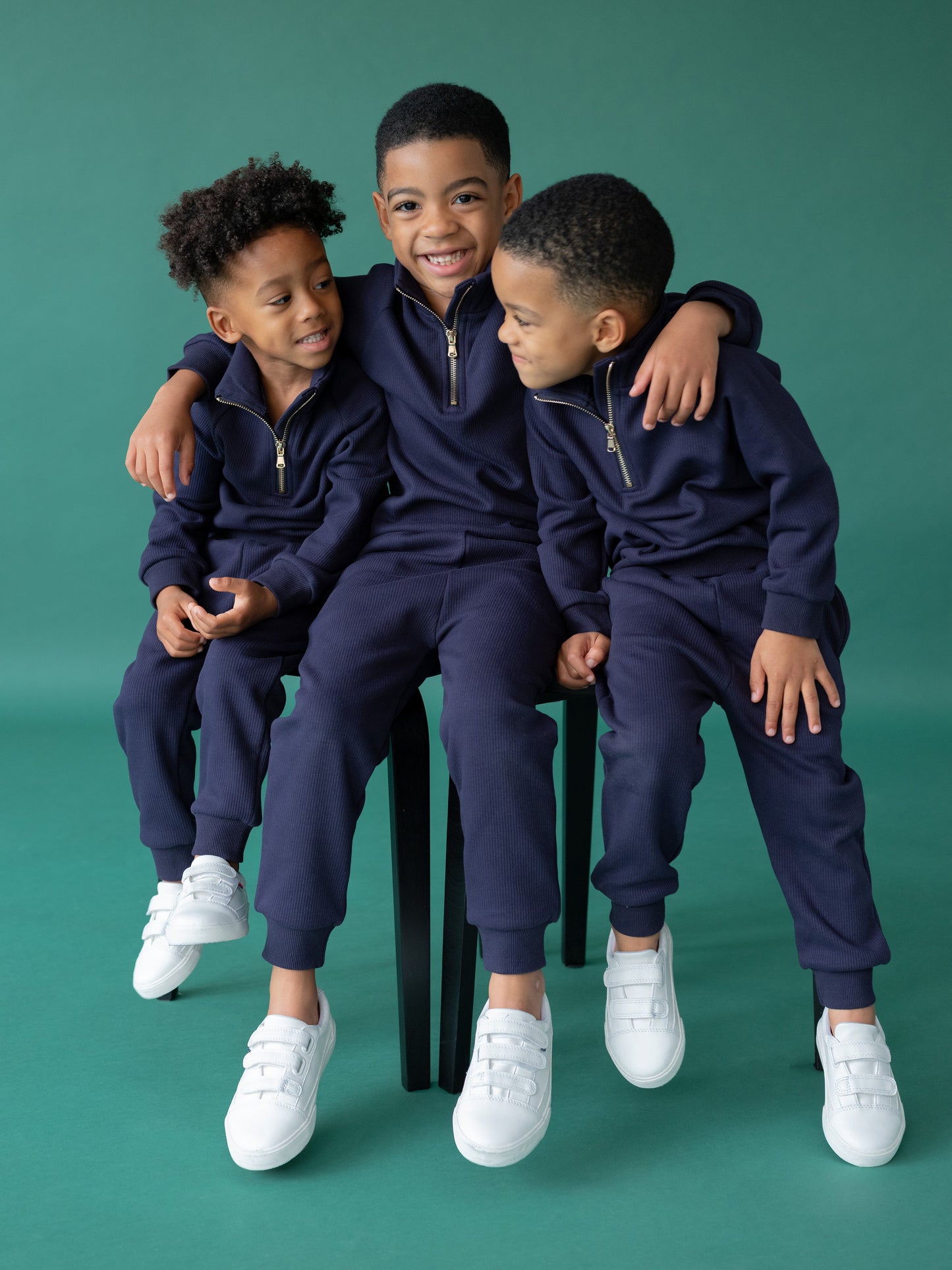 Luxurious ribbed cotton fleece tracksuit for kids aged 1-10, featuring stylish design and comfort, by DreamBuy.
