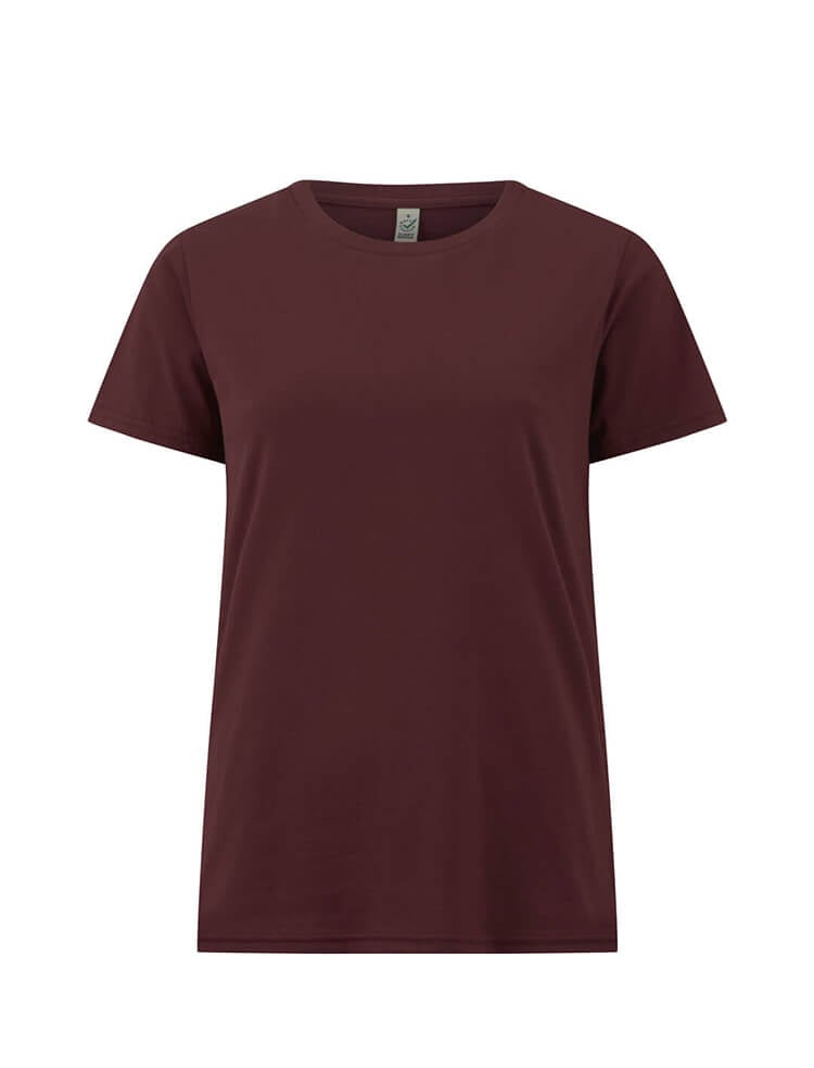 Elegant size guide for luxury organic cotton essential t-shirts, highlighting sustainable fashion options for discerning consumers.