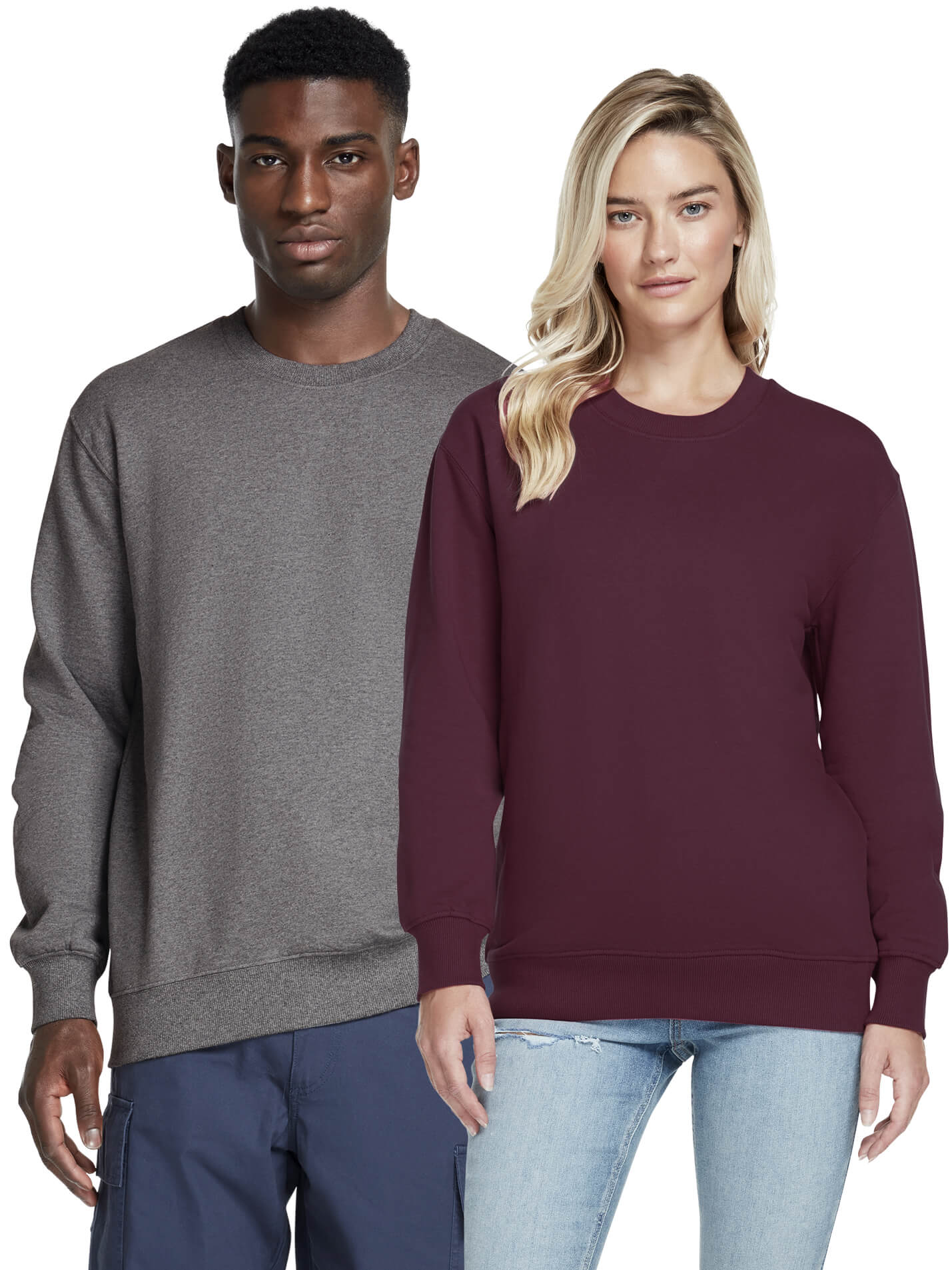 Luxurious classic crew-neck heavyweight sweatshirt made from 100% organic cotton, showcasing a relaxed fit and elegant ribbed cuffs.