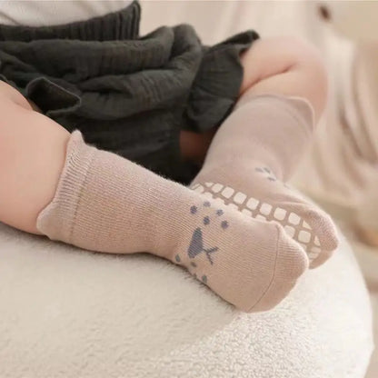 Charming Women's Girls Non-Slip Safety Winter Warmer Grippy Socks featuring cute animal designs, ideal for winter wear.
