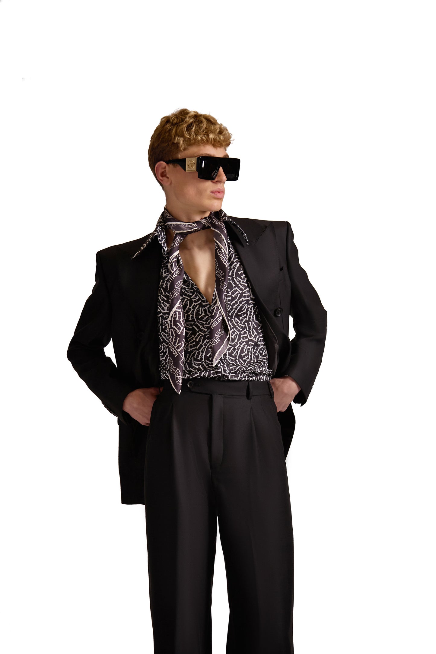 Elegant display of the pointed collar and front button closure on a luxury monogram initial tailored shirt, perfect for sophisticated occasions.