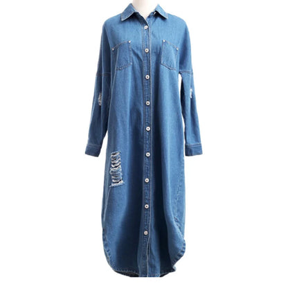Fashion-forward plus size trench coat in denim fabric, ideal for casual outerwear, encapsulating comfort and luxury for women.