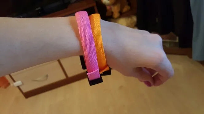 Elegant glow in the dark leash paired with a premium nylon LED dog collar for stylish night walks.