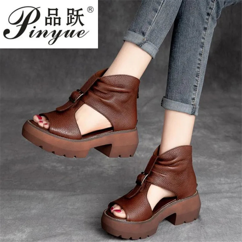 Elegant women's vintage gladiator sandals in genuine leather with mid-heel, open toe design, perfect for casual outings, available in sizes 35-40.