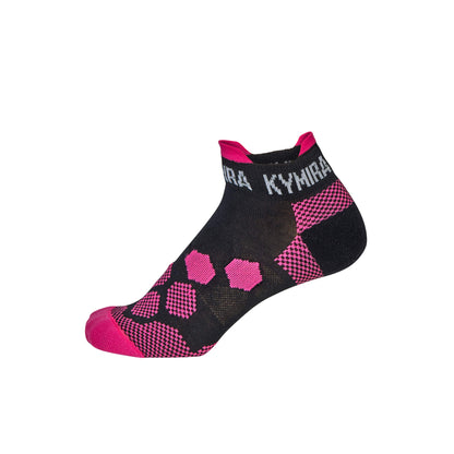 Stylish KYMIRA infrared ankle socks with ribbed cuffs and anti-rub tabs, ensuring a perfect fit and comfort for every active lifestyle.