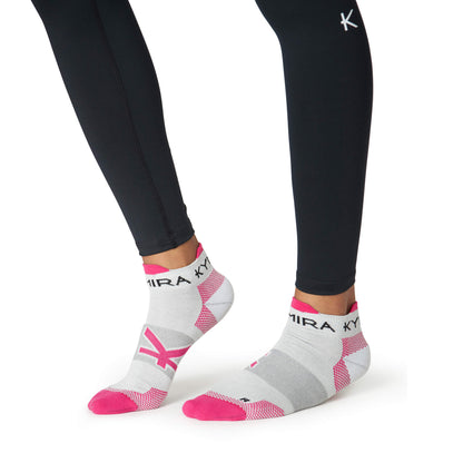 KYMIRA Infrared ankle socks with anti-rub tabs and ribbed cuffs, ideal for performance and recovery in any fitness regimen.