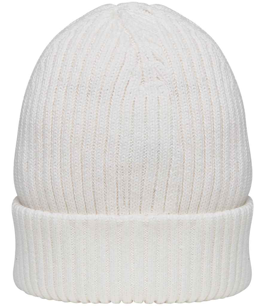 Elegant display of a one-size-fits-most luxury beanie made from 100% organic cotton, ideal for sophisticated winter fashion.