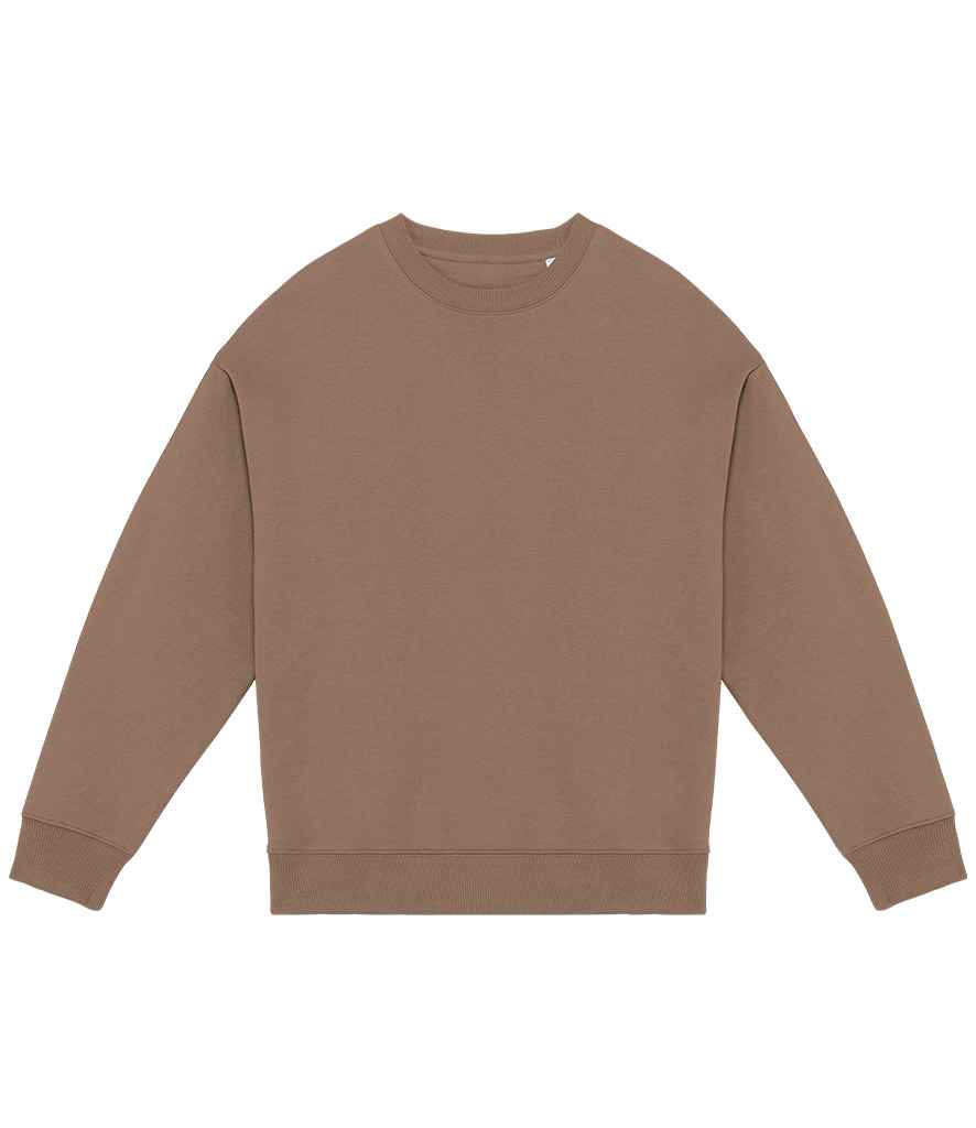 Aesthetic presentation of the Earth's Wardrobe oversized sweatshirt, accentuating the 2 x 1 ribbed cuffs and hem for both comfort and style.
