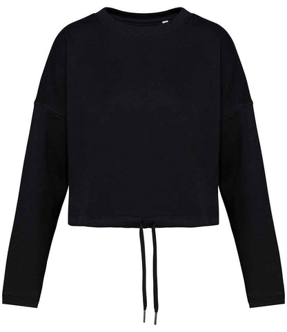 Luxurious organic oversized cropped sweatshirt for women, showcasing a relaxed fit with dropped shoulders and soft brushed fleece texture.