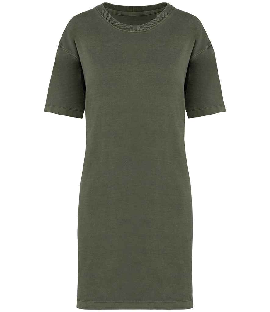 Luxurious organic cotton stonewash t-shirt dress in chic design, showcasing its elegant drape and versatility for casual occasions.
