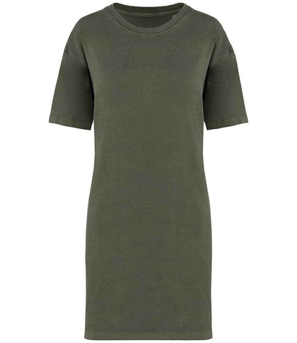 Luxurious organic cotton stonewash t-shirt dress in chic design, showcasing its elegant drape and versatility for casual occasions.