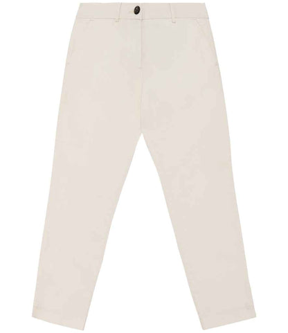 Luxurious ladies 7/8 chino trousers in organic cotton with a minimalist straight fit, showcasing high-quality cotton twill fabric and enzyme-washed for added softness by Earth Wardrobe.