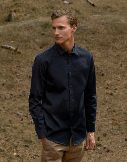 Luxury Organic Twill Shirt crafted from 80% Fairtrade Cotton and 20% Recycled Polyester, showcasing sustainable fashion.