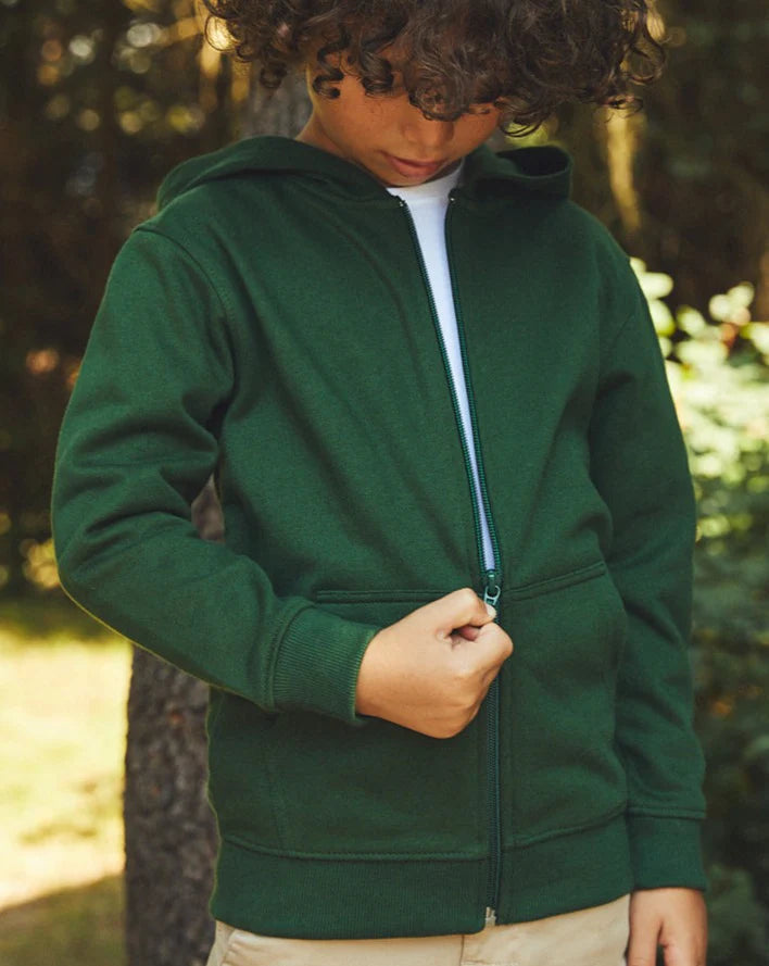 Close-up of the luxe YKK zipper on a Fairtrade organic kids hoodie with kangaroo pocket, perfect for ages 3-10, showcasing premium craftsmanship.