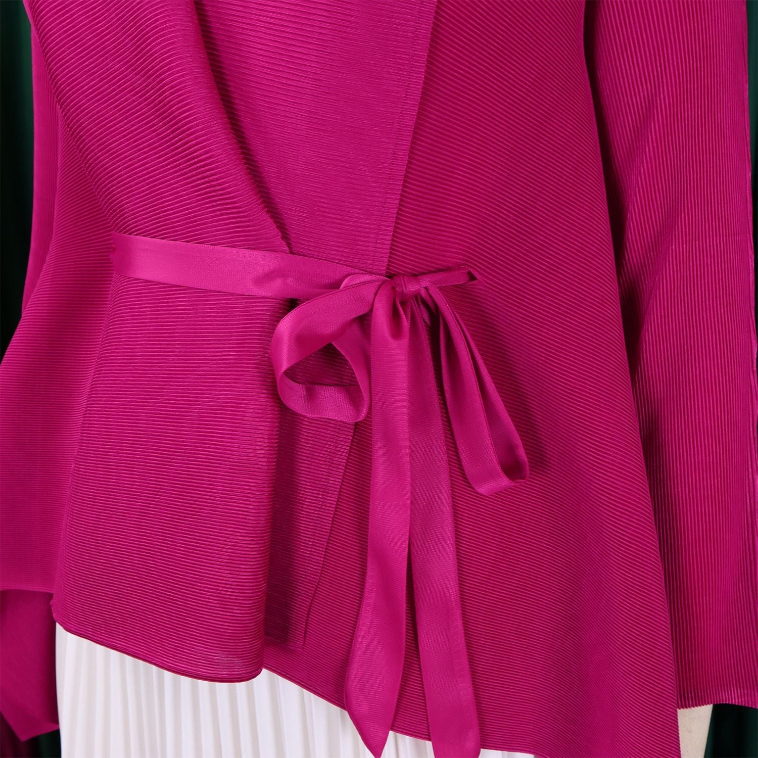 Stylish autumn/winter dress set by CM.YAYA, comprising a knitted long skirt and loose-fit pullover blouse, crafted from premium materials for ultimate comfort.