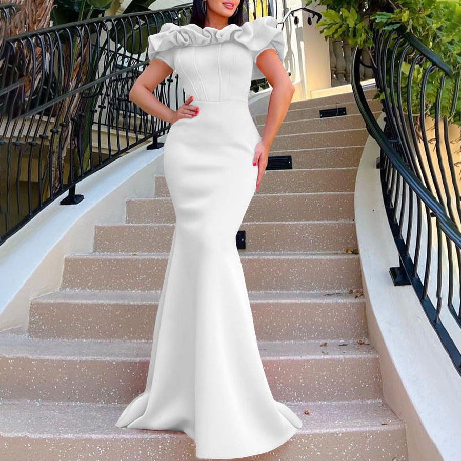 Stylish women's evening dress in mermaid style, crafted from high-quality polyester with exquisite detailing for a glamorous look.