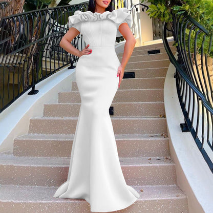 Stylish women's evening dress in mermaid style, crafted from high-quality polyester with exquisite detailing for a glamorous look.