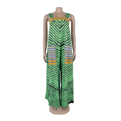 Close up of CM.YAYA’s Striped Wide Leg Sleeveless Jumpsuit pockets, blending convenience with luxury fashion for women.