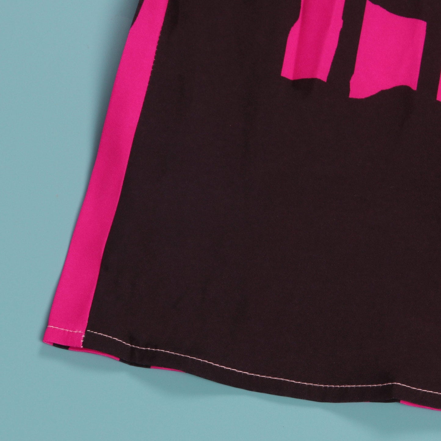 Fashion-forward CM.YAYA Women’s Sleeveless Striped Jumpsuit, ideal for effortlessly chic summer outings.