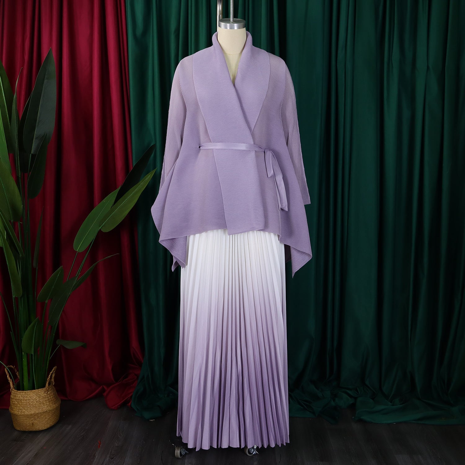 Close-up of the exquisite V-neck detail on the CM.YAYA full sleeve blouse, showcasing luxurious fabric and classic design for sophisticated women.