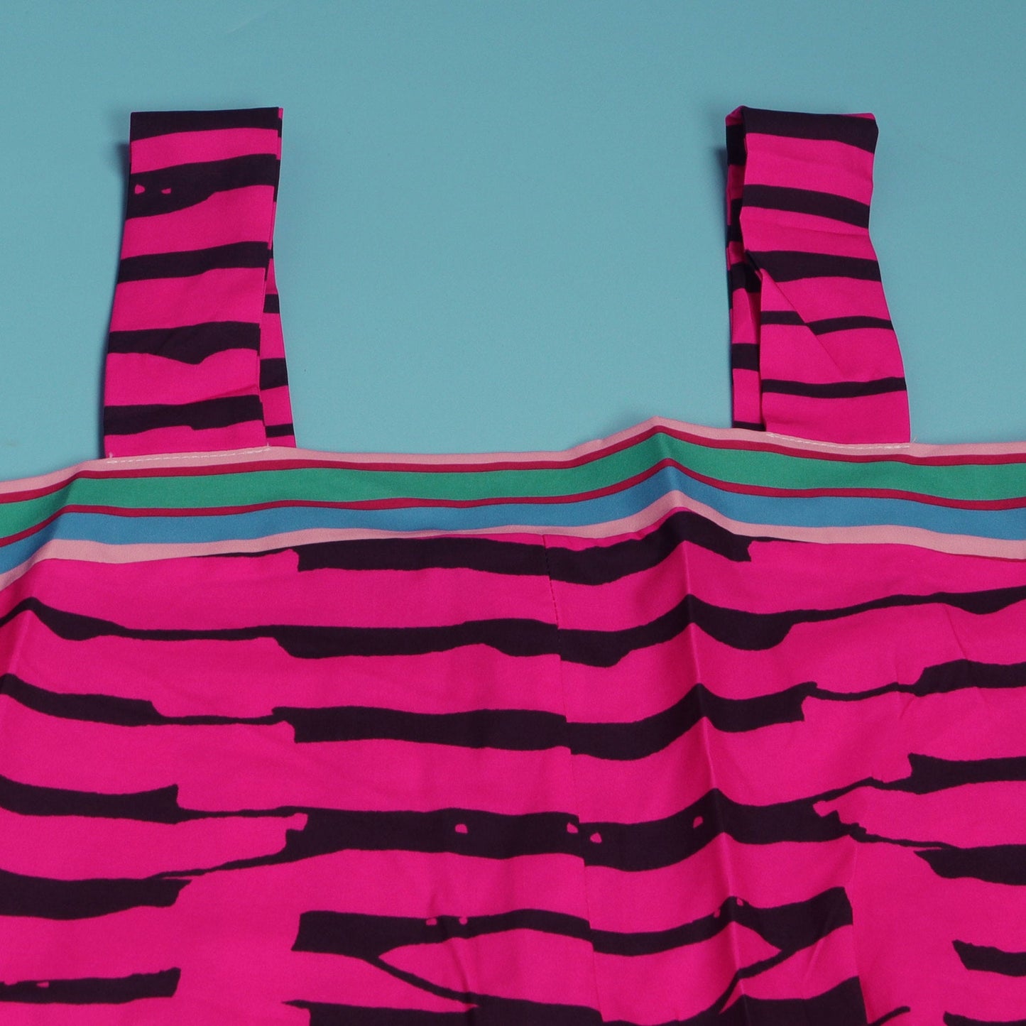 Stylish high waist design of CM.YAYA Women’s Jumpsuit highlighting a flattering silhouette ideal for various occasions.