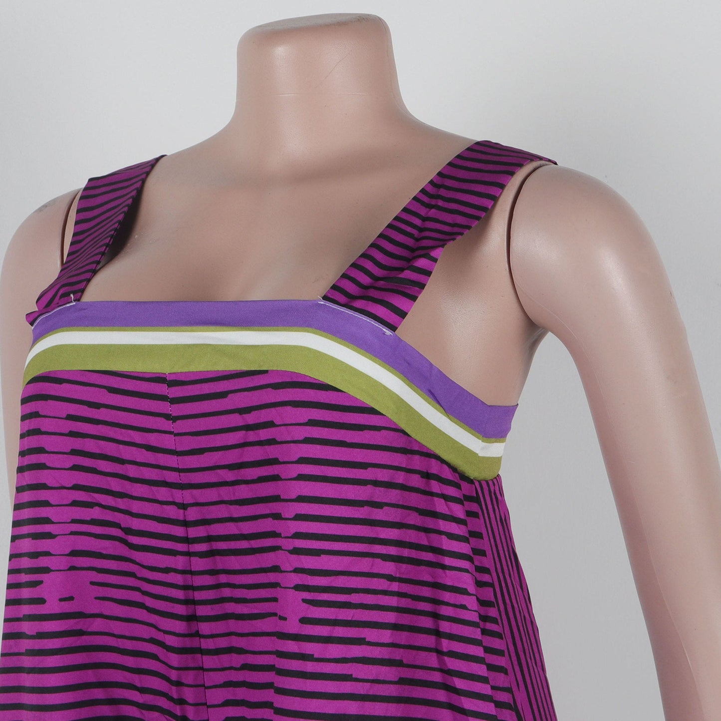 Elegantly designed CM.YAYA Women’s Striped Wide Leg Sleeveless Jumpsuit showcasing a chic striped pattern, ideal for sophisticated summer outings.