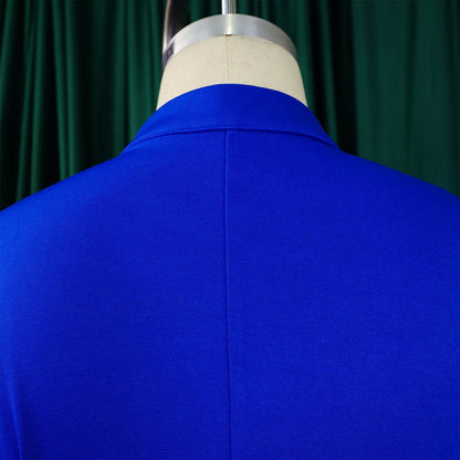 Full length wide leg pants paired with a tailored blazer from CM.YAYA, ideal for autumn/winter, providing an upscale office wardrobe choice.