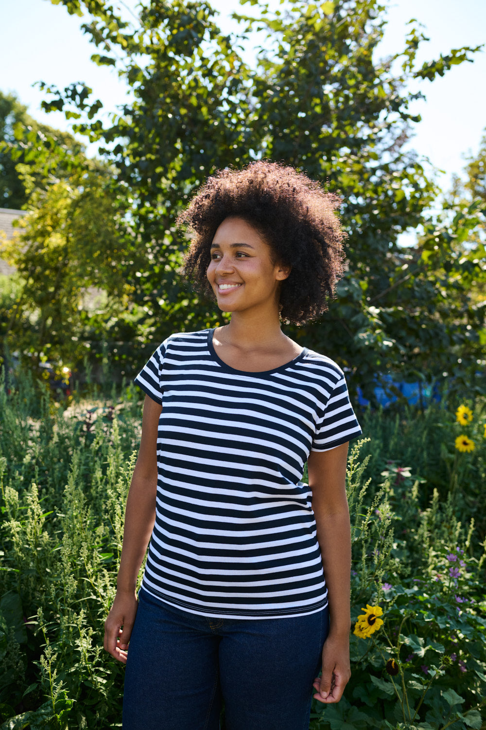 Stylish and comfortable loose fit t-shirt, crafted from Fairtrade organic cotton, embodying sustainable fashion and ethical production values.