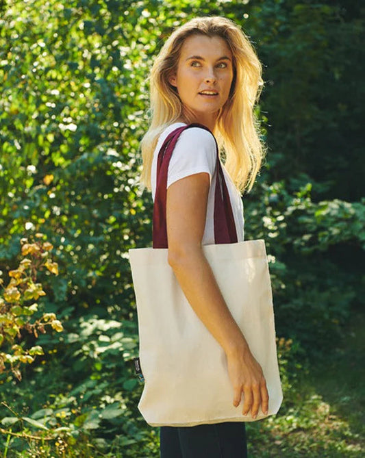 Premium Fairtrade Organic Twill Bag featuring stylish contrast handles, crafted from heavyweight 210gsm organic cotton, dimensions 42cm x 38cm x 7cm, ideal for an eco-conscious and luxurious lifestyle.
