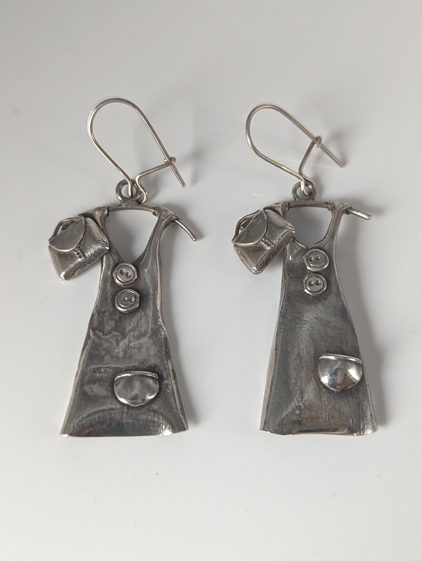 Silver Steed Outfit Dropped Earrings