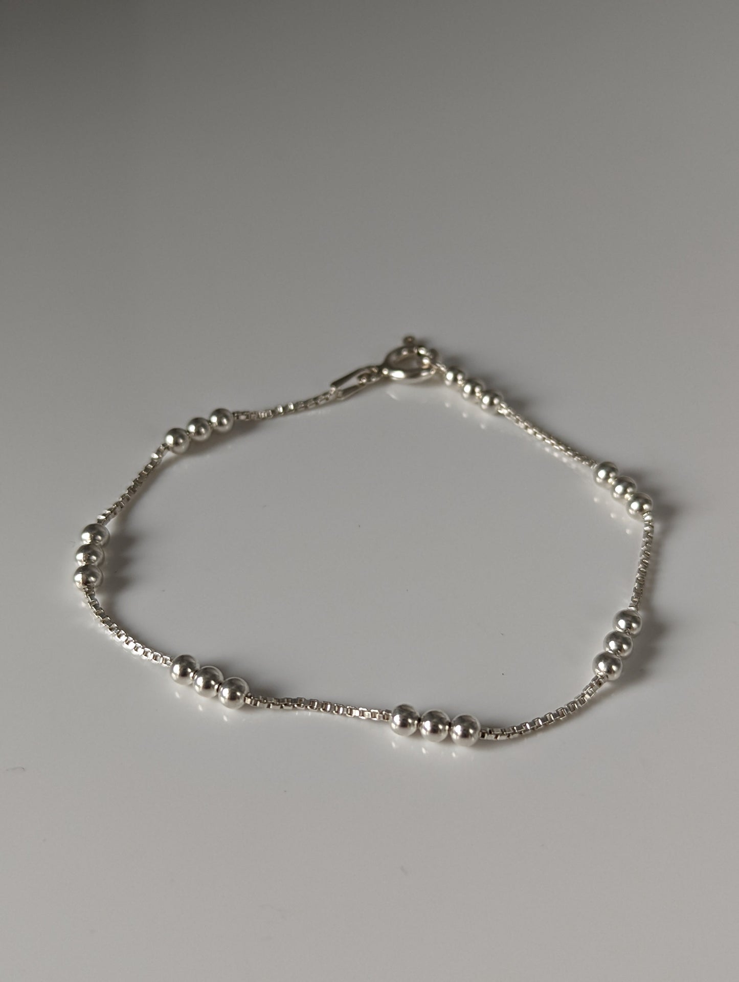 Silver Steed Delicate Ball Silver Bracelet