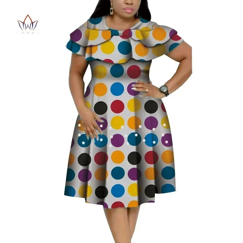 Elegant women’s traditional African attire showcasing vibrant colors and styles, ideal for cultural celebrations and formal events.