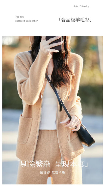 Close-up of luxurious 100% Merino wool fabric, highlighting its softness and high-quality knit, perfect for fashion-conscious women.