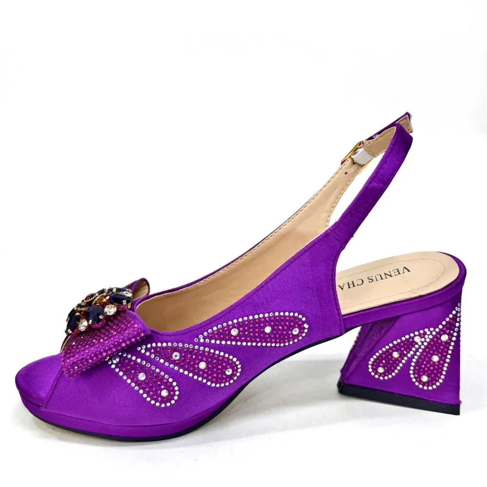 Fashionable women's shoe and bag set in purple, exuding style and sophistication for parties and weddings.