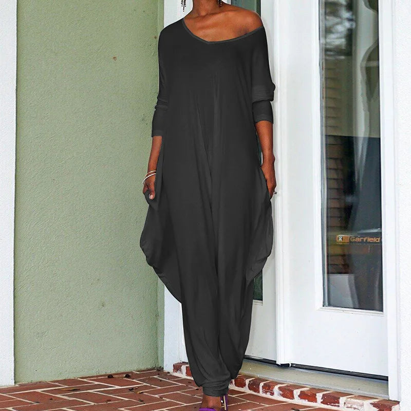 Graceful women's ankle-length jumpsuit with stylish pockets and trendy design, embodying a premium fashion experience for discerning shoppers.